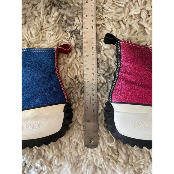 Converse x JW Anderson Sneaker (MENS 5.5/WOMENS 7) - Picture 5 of 5